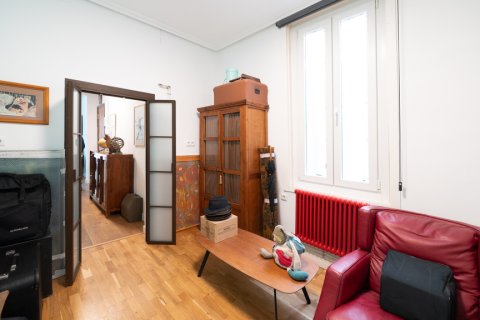 Huoneisto myytävänä Madrid, Espanja, 1 makuuhuone, 98 m2 No. 149888 - kuva 23