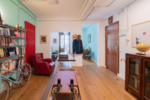 Huoneisto myytävänä Madrid, Espanja, 1 makuuhuone, 98 m2 No. 149888 - kuva 6