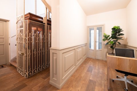 Huoneisto myytävänä Madrid, Espanja, 1 makuuhuone, 98 m2 No. 149888 - kuva 24