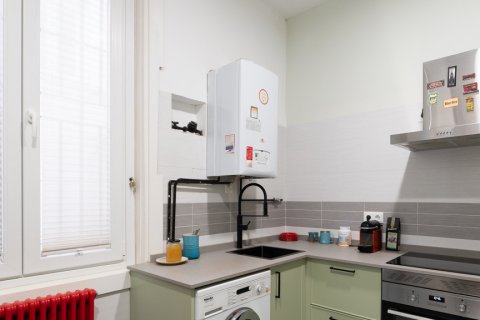 Huoneisto myytävänä Madrid, Espanja, 1 makuuhuone, 98 m2 No. 149888 - kuva 15