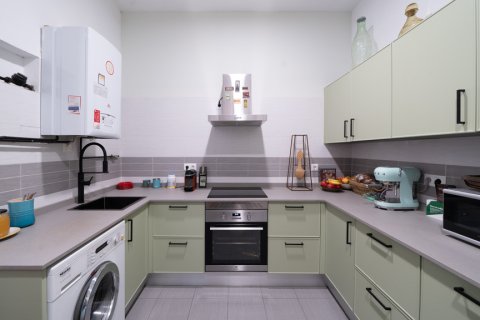 Huoneisto myytävänä Madrid, Espanja, 1 makuuhuone, 98 m2 No. 149888 - kuva 12