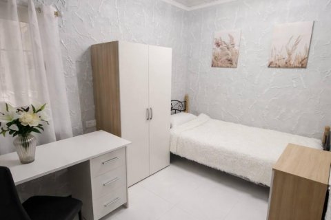 Huoneisto myytävänä Valencia, Espanja ,  No. 149886 - kuva 4