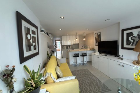 Huoneisto myytävänä Benidorm, Alicante, Espanja, 1 makuuhuone, 41 m2 No. 149883 - kuva 3