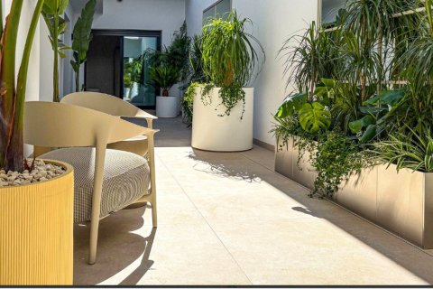 Villa for sale in Ciudad Quesada, Alicante, Spain 4 bedrooms, 265 sq.m. No. 146202 - photo 17