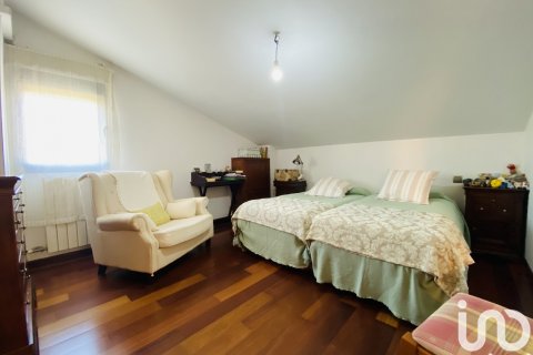 Talo myytävänä El Campello, Alicante, Espanja, 6 makuuhuonetta, 360 m2 No. 153800 - kuva 24