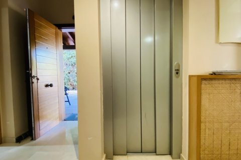 Talo myytävänä El Campello, Alicante, Espanja, 6 makuuhuonetta, 360 m2 No. 153800 - kuva 13