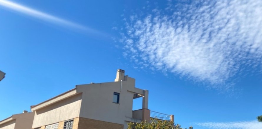 Talo El Campello, Alicante, Espanja 6 makuuhuonetta, 360 m2 No. 153800