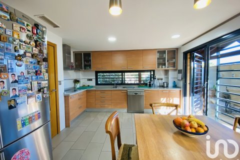 Talo myytävänä El Campello, Alicante, Espanja, 6 makuuhuonetta, 360 m2 No. 153800 - kuva 15