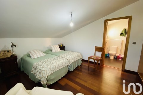 Talo myytävänä El Campello, Alicante, Espanja, 6 makuuhuonetta, 360 m2 No. 153800 - kuva 23