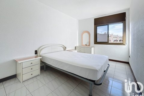 Apartament w Vilanova i la Geltru, Barcelona, Hiszpania 4 sypialnie, 114 mkw. nr 153805 – zdjęcie 3