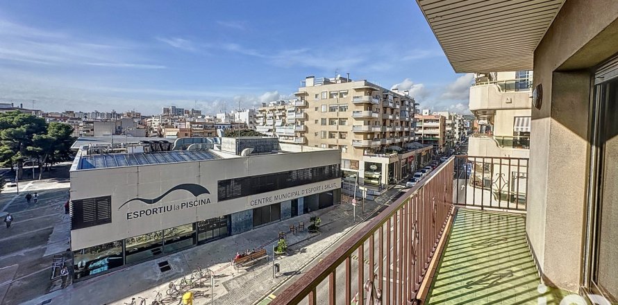 Apartament w Vilanova i la Geltru, Barcelona, Hiszpania 4 sypialnie, 114 mkw. nr 153805