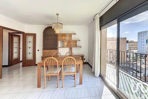 Apartament w Vilanova i la Geltru, Barcelona, Hiszpania 4 sypialnie, 114 mkw. nr 153805 – zdjęcie 6