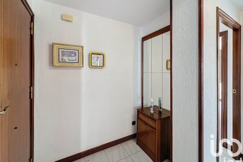 Apartament w Vilanova i la Geltru, Barcelona, Hiszpania 4 sypialnie, 114 mkw. nr 153805 – zdjęcie 12
