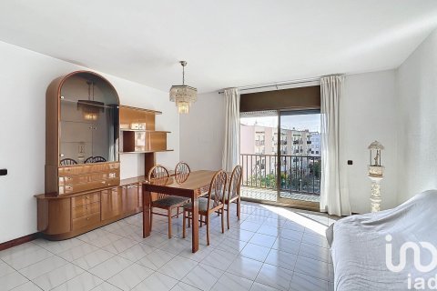 Apartament w Vilanova i la Geltru, Barcelona, Hiszpania 4 sypialnie, 114 mkw. nr 153805 – zdjęcie 2