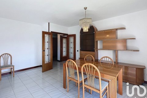 Apartament w Vilanova i la Geltru, Barcelona, Hiszpania 4 sypialnie, 114 mkw. nr 153805 – zdjęcie 7