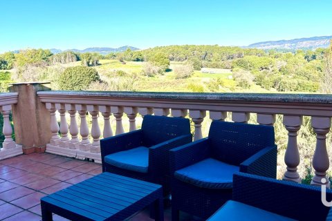 Продажа дома в Санта-Эулалия де Ронкана, Барселона, Испания 3 спальни, 514м2 №153799 - фото 15