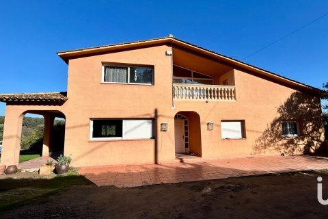 Продажа дома в Санта-Эулалия де Ронкана, Барселона, Испания 3 спальни, 514м2 №153799 - фото 5