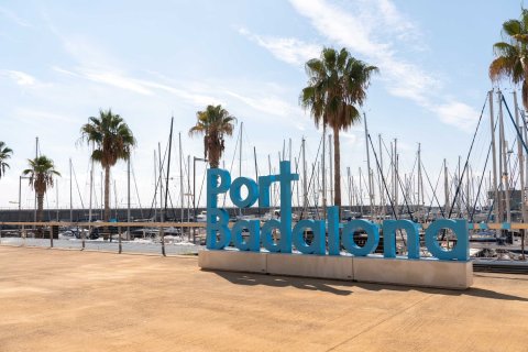 Apartament w Badalona, Barcelona, Hiszpania 3 sypialnie, 114 mkw. nr 148882 – zdjęcie 18