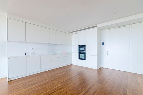 Lägenhet till salu i Barcelona, Spanien 1 sovrum, 122 kvm. Nr. 148881 - foto 3