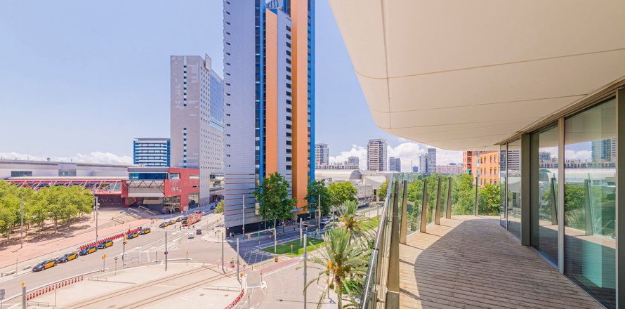 Dzīvoklis Barcelona, Spānijā 2 istabas, 166 m2 Nr. 148880