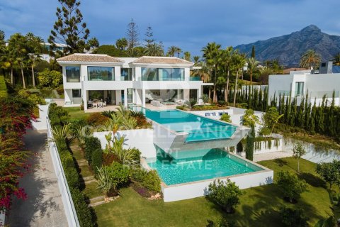 Huvila Marbella, Malaga, Espanja 6 makuuhuonetta, 921 m2 No. 158857