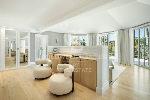 Willa w Marbella, Malaga, Hiszpania 5 sypialni, 722 mkw. nr 158860 – zdjęcie 12