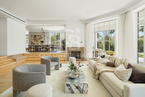 Willa w Marbella, Malaga, Hiszpania 5 sypialni, 722 mkw. nr 158860 – zdjęcie 5