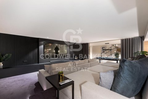 Kaupunkipientalo myytävänä Marbella, Malaga, Espanja, 4 makuuhuonetta, 389 m2 No. 158858 - kuva 19