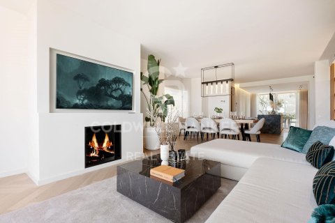 Kamienica w Marbella, Malaga, Hiszpania 4 sypialnie, 389 mkw. nr 158858