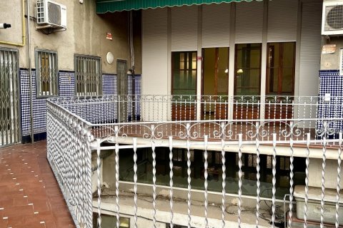 Huoneisto vuokrattavana Sabadell, Barcelona, Espanja, 3 makuuhuonetta, 221 m2 No. 154296 - kuva 26