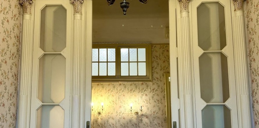 Huoneisto Sabadell, Barcelona, Espanja 3 makuuhuonetta, 221 m2 No. 154296