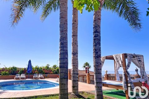 Apartment for rent in Rincon de la Victoria, Malaga, Spain 3 bedrooms, 80 sq.m. No. 154301 - photo 2