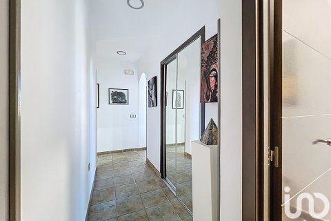 Apartment for rent in Rincon de la Victoria, Malaga, Spain 3 bedrooms, 80 sq.m. No. 154301 - photo 11