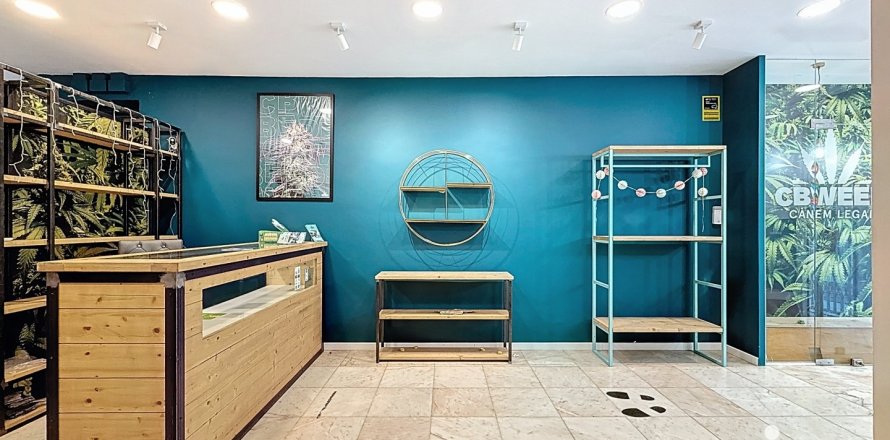 Liikekiinteistö Vilanova i la Geltru, Barcelona, Espanja 52 m2 No. 154300