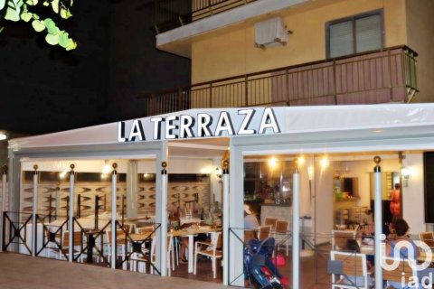 Kommersiell fastighet i El Campello, Alicante, Spanien 2 sovrum, 56 kvm. Nr. 154297