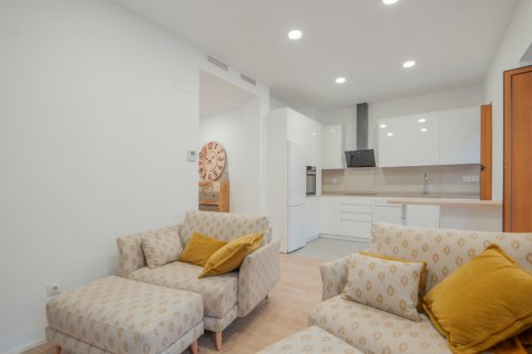 Huoneisto myytävänä Sevilla, Seville, Espanja, 2 makuuhuonetta, 69 m2 No. 108196 - kuva 5