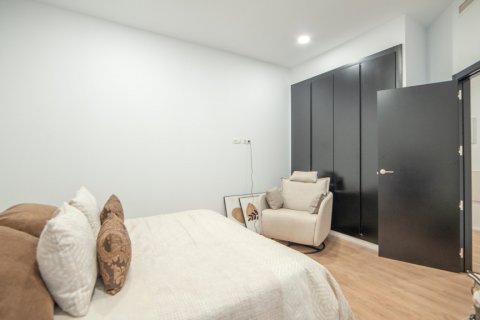 Huoneisto myytävänä Sevilla, Seville, Espanja, 2 makuuhuonetta, 69 m2 No. 108196 - kuva 8