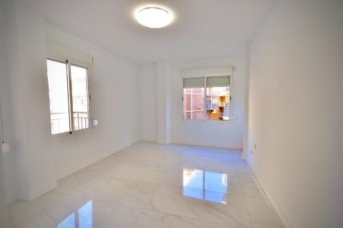 Apartamento en venta Torrevieja, Alicante, España 3 dormitorios, 104 m2 No. 115010 - foto 11