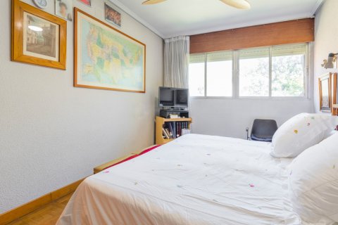 Casa adosada en venta Madrid, España 5 dormitorios, 252 m2 No. 119790 - foto 18