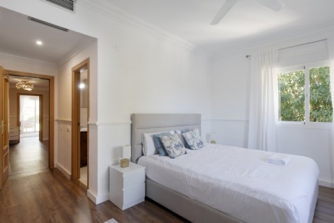 Продажа виллы Гвадальмина, Малага, Испания 6 спален, 463м2 №119789 - фото 25
