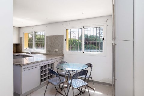 Продажа виллы в Марбелья, Малага, Испания 5 спален, 291м2 №119791 - фото 5