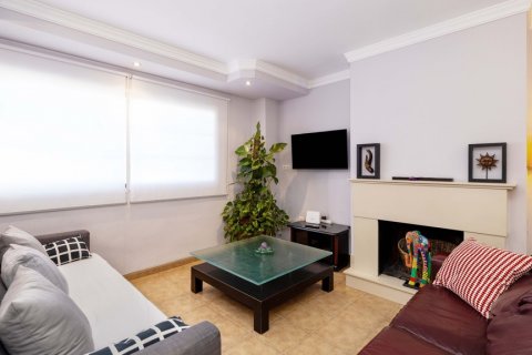Продажа таухауса в Торре-де-Бенагальбон, Малага, Испания 4 спальни, 250м2 №119787 - фото 4