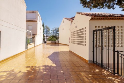 Продажа таухауса в Торре-де-Бенагальбон, Малага, Испания 4 спальни, 250м2 №119787 - фото 10
