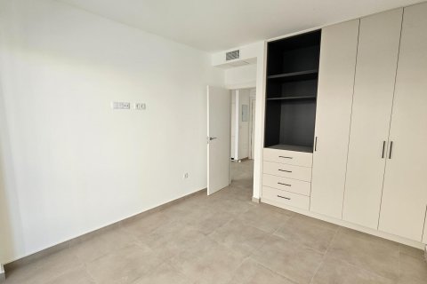 Huoneisto myytävänä Torrevieja, Alicante, Espanja, 1 makuuhuone, 63 m2 No. 189348 - kuva 6