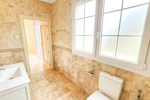 Villa till salu i Cabo Roig, Alicante, Spanien 7 sovrum, 463 kvm. Nr. 154805 - foto 14