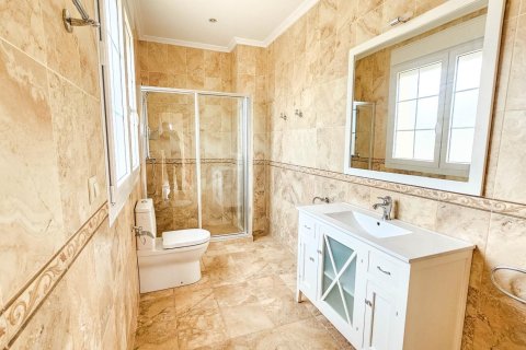 Villa till salu i Cabo Roig, Alicante, Spanien 7 sovrum, 463 kvm. Nr. 154805 - foto 13