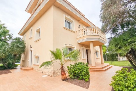 Villa i Cabo Roig, Alicante, Spanien 7 sovrum, 463 kvm. Nr. 154805