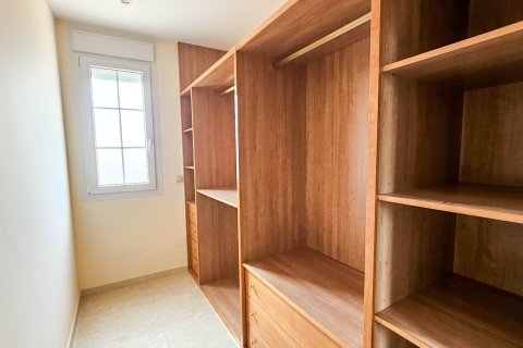 Villa till salu i Cabo Roig, Alicante, Spanien 7 sovrum, 463 kvm. Nr. 154805 - foto 25