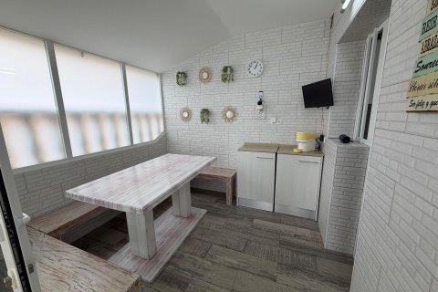 Kaupunkipientalo myytävänä La Zenia, Alicante, Espanja, 3 makuuhuonetta, 120 m2 No. 154803 - kuva 7