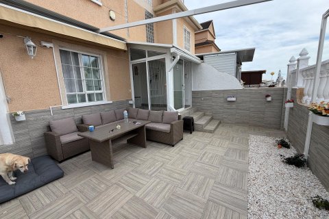 Rindu māja La Zenia, Alicante, Spānijā 3 istabas, 120 m2 Nr. 154803